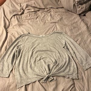 Cropped Grey Antistar half sleeve
